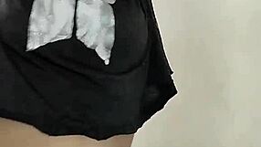 Latina Babe Shows Off Her Big Ass