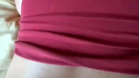 Erotikus pillanatok egy dögös 59 éves latin mostohával, tele élvezéssel és fehérneművel