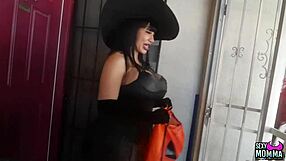 Sexy Momma - Stepmom Ava Takes Taylor Trick Or Treating