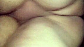 Gordita bella showing her curves