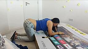 i was fuckin my pretty mature step mom in cowgirl thru a hol, she thot it was step dad, cuckold style, so horni