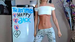 Girl Masturbate In Cam