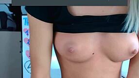 Girl Masturbate In Cam