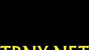 Transseksuaali antautuu perseensä kovalle anaalille ja imemiselle