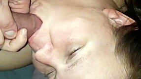 I'm face fuckin' and stretchin' her pussy out so good.