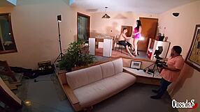 A Novinha da Bunda Gigante Encarra o Ator Mais Bem Dotado do Brasil - Stella Smeets - Ed Junior - Binho Ted