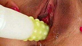 Ami's Pussy Obsession!