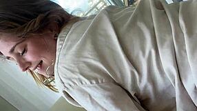 Lucy Foxx се доказва в POV екшън