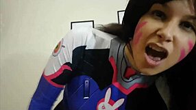 Dva Overwatch rides for creampie in amateur scene