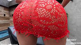 twerking my ass in a dress without panties