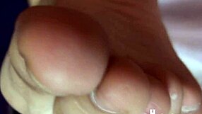 giselle humes spreads her latina pussy lips and asshole