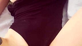 X4sun - perfect body babe plays sexy games