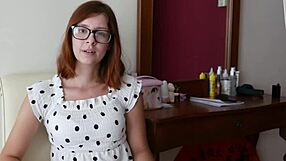 Wow, to je pěkný pohled na její zadnici