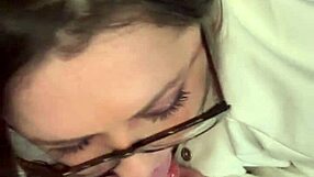 sexy minxycme plays with her dildo