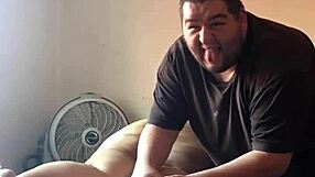 Mature bbw receives sensual massage