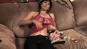 I can't get over this hot brunette's close-up fucking scandal!