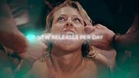 MILF tetek besar Christina pantat ketat dipancut kuat