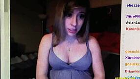 Pregnant Webcam Cutie Teases With Boobs And Pussy While Singing.