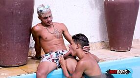 Why not watch me mamando o namorado da minha amiga in wild action?