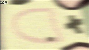 Hexie Bunny Lactates Milk Intensely on Webcam