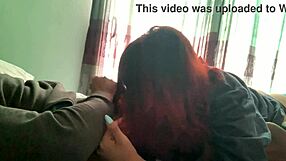 Ne opazi, da snemam, medtem ko požira moj ogromen kurac