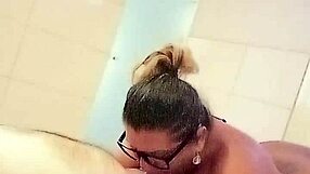 Como Gosto de Chupar os Gordinhos with Crossdressing Blowjob