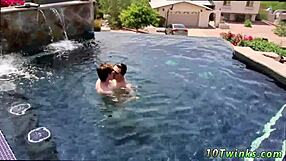 Man creampies in gay hentai scene