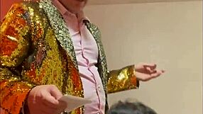 mchenry cruiser gets blowjob during standup comedy