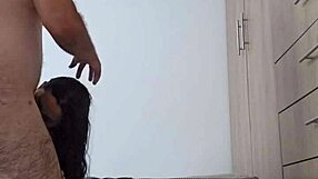 Gordita sabrosa with fat tits and big ass in intriguing display.