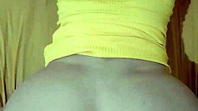 Gostosa in tight dress fucks until she gets cumshot