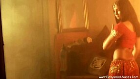 Wow! Erotic belly dancing by this stunning brunette beauty!