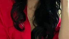 Jeg ser pige finger fisse til stærk orgasme