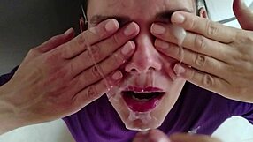 มาเถอะ เย็ดหน้าและฉีดน้ำเงี่ยนทั่วตัวฉันสิ!