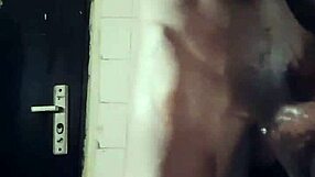 ladies, can you handle this bbc hung like a horse?