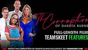 Jestem obsesyjnie zakochany w fit blondynce Kitty i jej dzikich ruchach