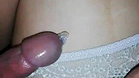 vo yeu teasing her wet pussy with slow touches