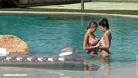 Billy And Jaquelin Lick Pussies In Lesbian Masturbation