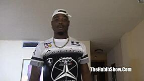 amatuer freaks sexy stripper queen blue swallows trojan man bbc