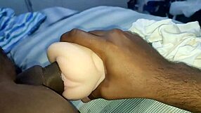 Colocando Na Boneca Com Paixão Gay Intensa