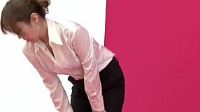 Amateur asian japanese maki momoi poses nude in lingerie photo session