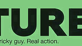 成熟女人在按摩店和客户玩乐