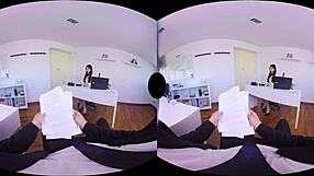 what's the secretary doing in 3d?