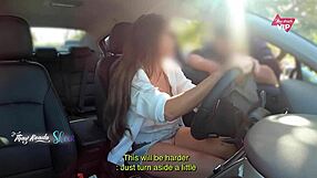 Horká manželka Thay Ksada ukazuje kundičku pro dotek cizince