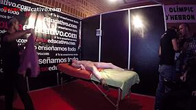 Masaje erotico de nuestro sex coach a ana marco