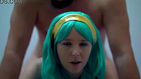 Blue-eyed babe gets creampied by huge cock on bed