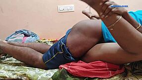 Istri remaja panas 18+ digoda sales boy