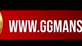 Latina girl spreads in roast chicken pose for horny lesbian play