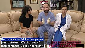 Nicole Luva döbbent, ahogy Dr. Aria Nicole vizsgálja meztelenül