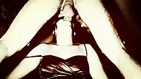 Pagando Boquete e Tomando no Cu in Epic Retro Scene!