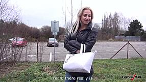 Sekretaris nakal dibujuk cowok ganteng ngewe memek ketat di van